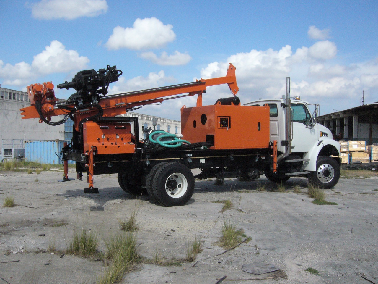 MDT 80 B sur camion